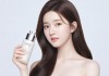 赵露思乳液头实出，时尚新风潮还是争议焦点？