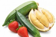 蔬果四重奏，丝瓜、草莓、秋葵与榴莲的生命启示