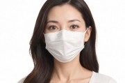 现代母亲的多重身份，一边吃着一面膜下奶图片背后的生活智慧