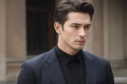 国产超帅GayChina男同，自信绽放的多元魅力