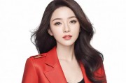 辣妞范儿，时尚与自信的完美融合