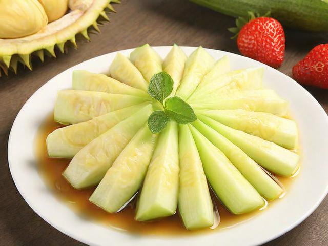 草莓、丝瓜、榴莲与芭乐的18岁卍字路口
