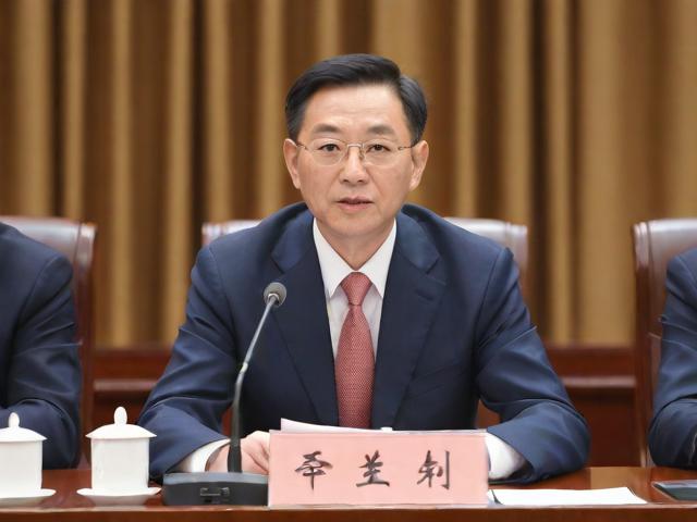 陈政高受审，权力监督与法治建设的深刻警示