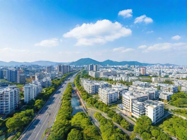 日本卡一卡二新区乱码现象解析，技术故障还是文化冲突？